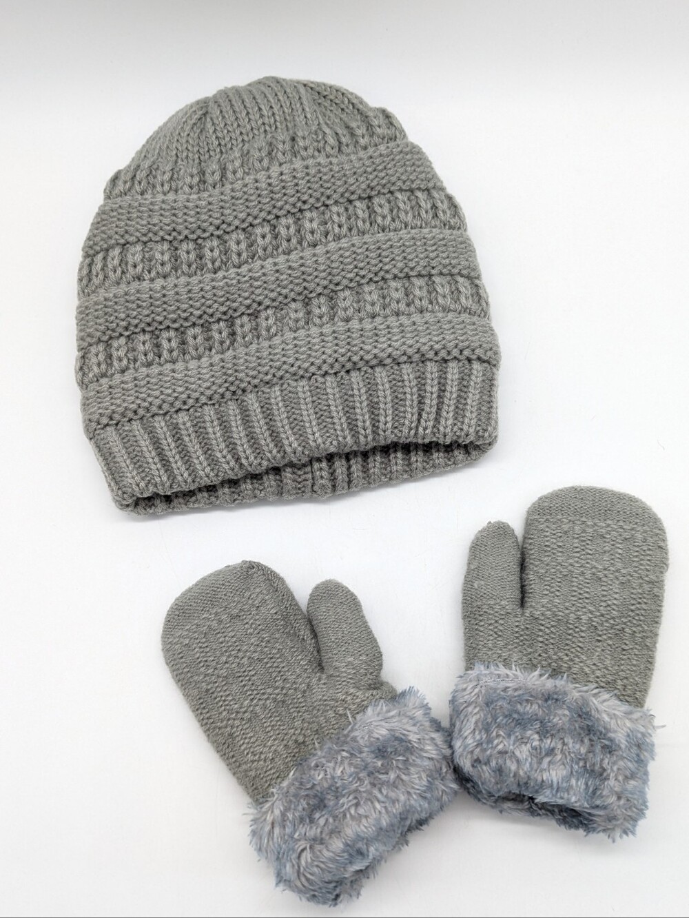 NWT Grey Winter Hat & Mitten Glove Set 1-3 Yrs
